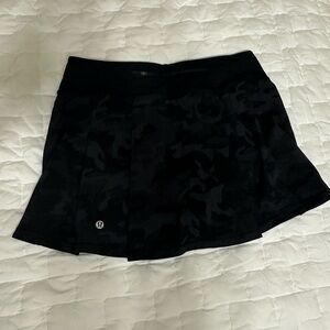 NWOT Lululemon pace rival skirt